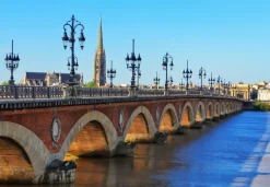 Bluebird - Legpuzzel - Pont de Pierre, Bordeaux, Frankrijk - 1000 stukjes