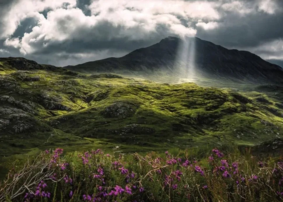 Ravensburger - Legpuzzel - Mysterieuze Bergen - 1000 stukjes